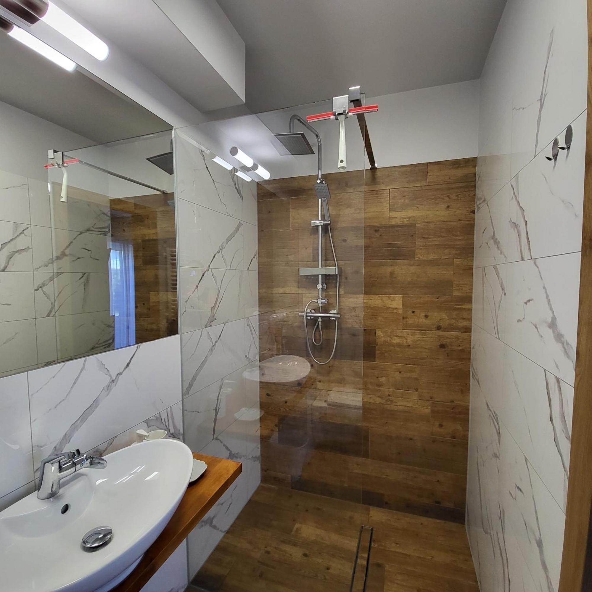 Apartamenty Julia Apartamenty Ozonowane ウストロニエ・モルスキエ エクステリア 写真