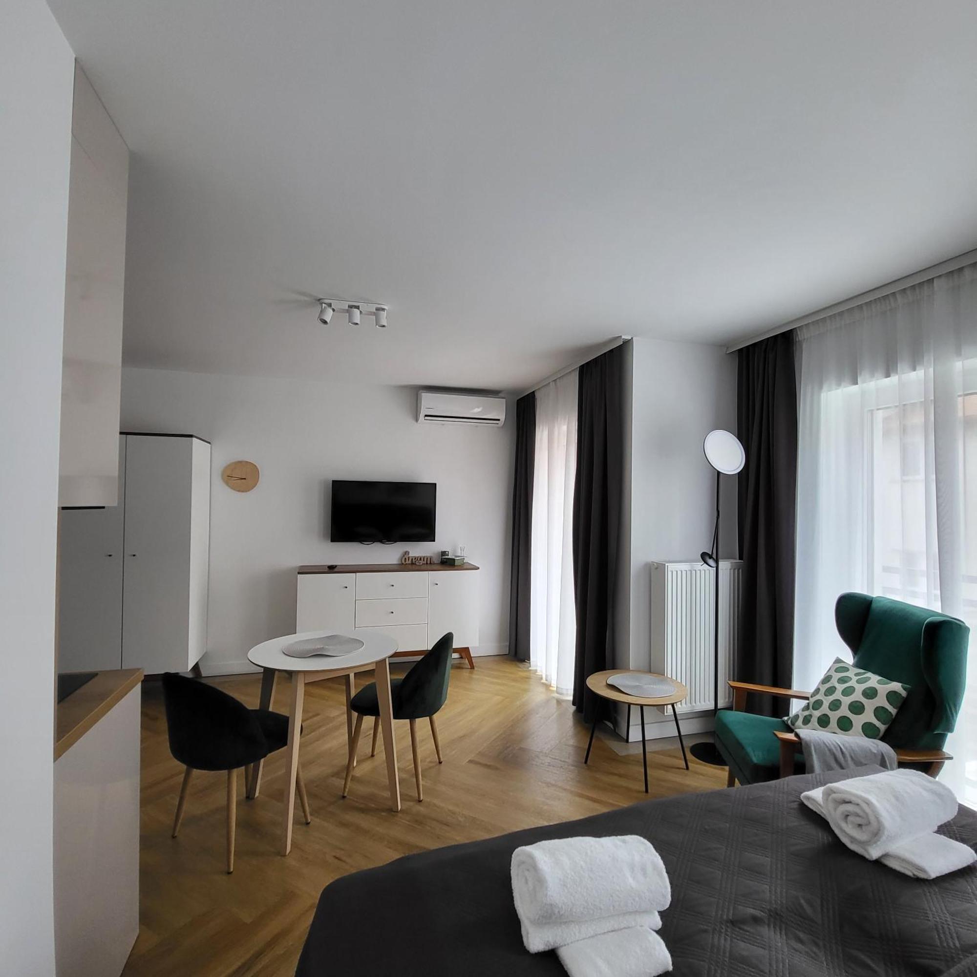 Apartamenty Julia Apartamenty Ozonowane ウストロニエ・モルスキエ エクステリア 写真