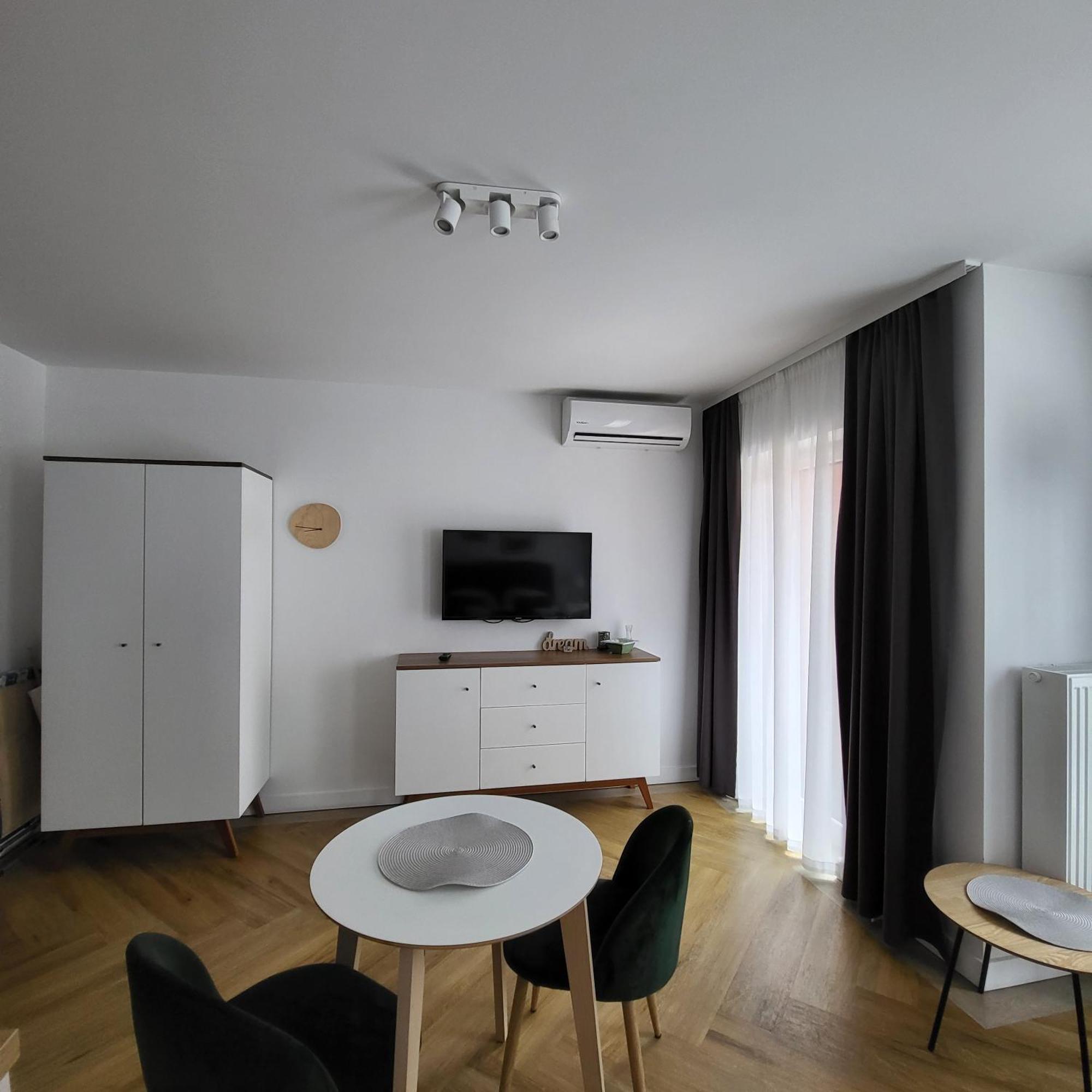 Apartamenty Julia Apartamenty Ozonowane ウストロニエ・モルスキエ エクステリア 写真