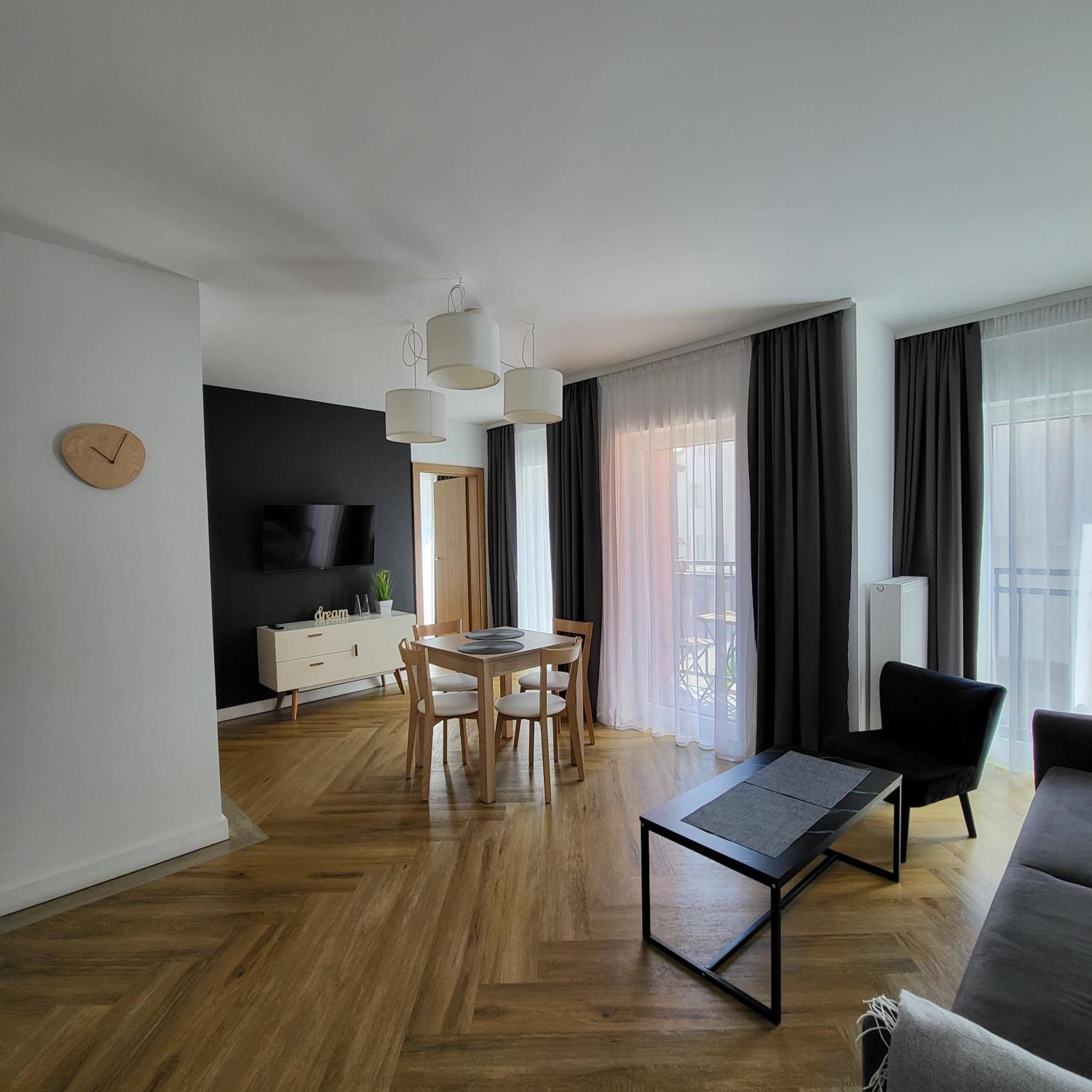 Apartamenty Julia Apartamenty Ozonowane ウストロニエ・モルスキエ エクステリア 写真